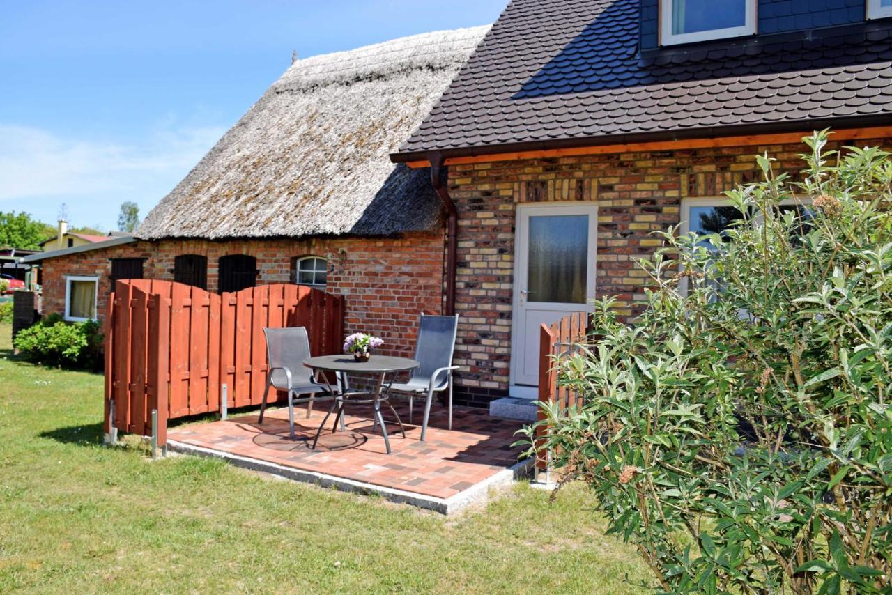 Ferienhaus Mit Terrasse Am Heideweg Baabe Bagian luar foto