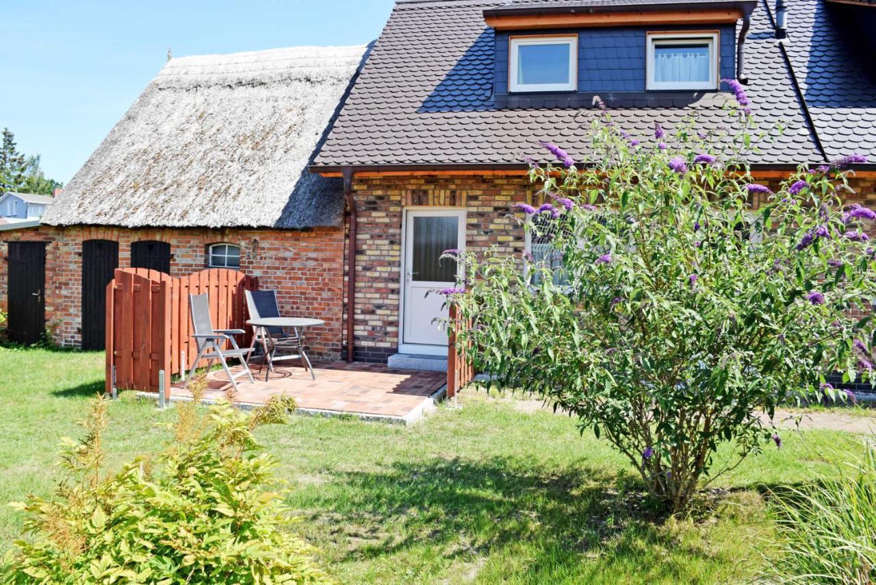 Ferienhaus Mit Terrasse Am Heideweg Baabe Bagian luar foto