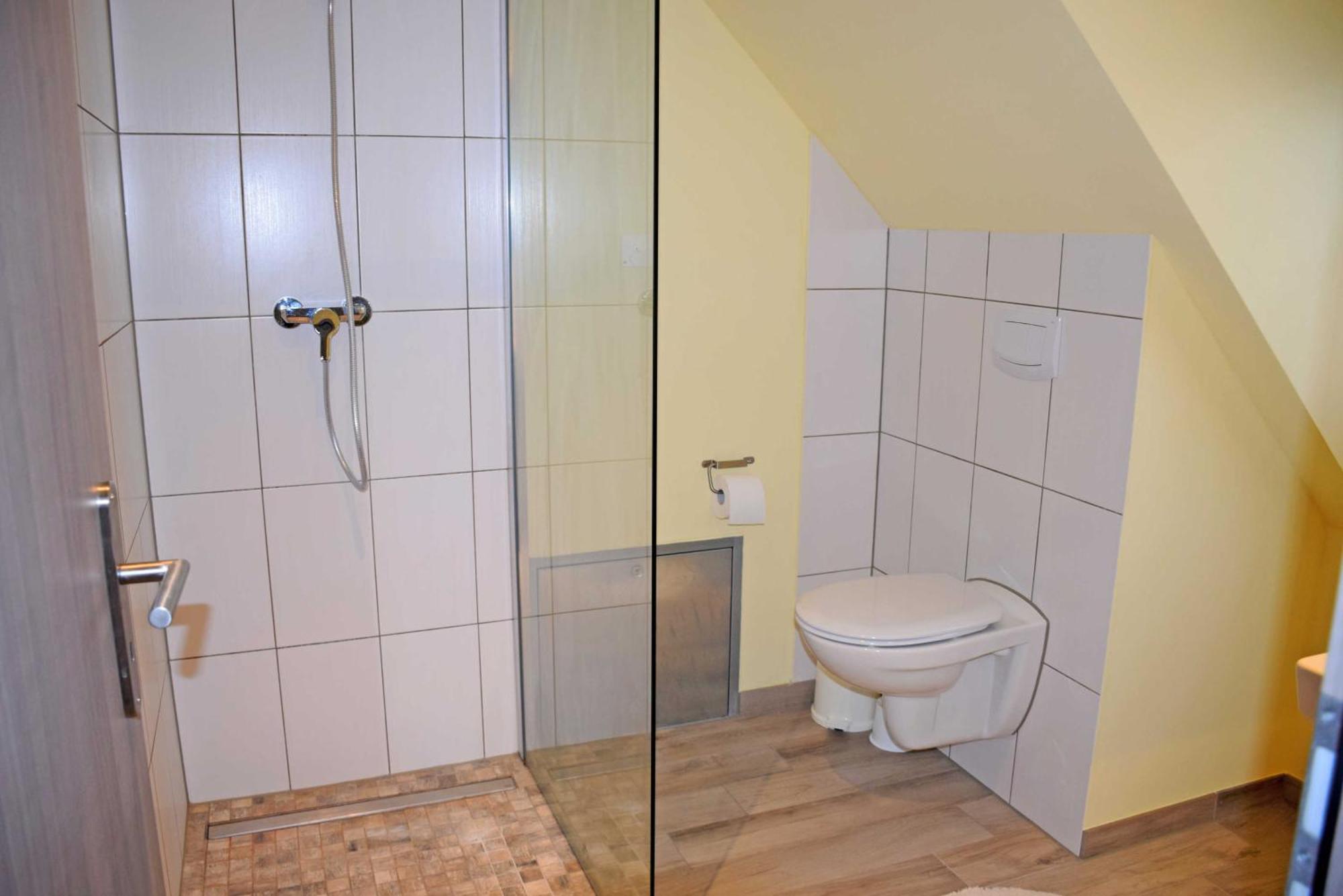 Ferienhaus Mit Terrasse Am Heideweg Baabe Bagian luar foto