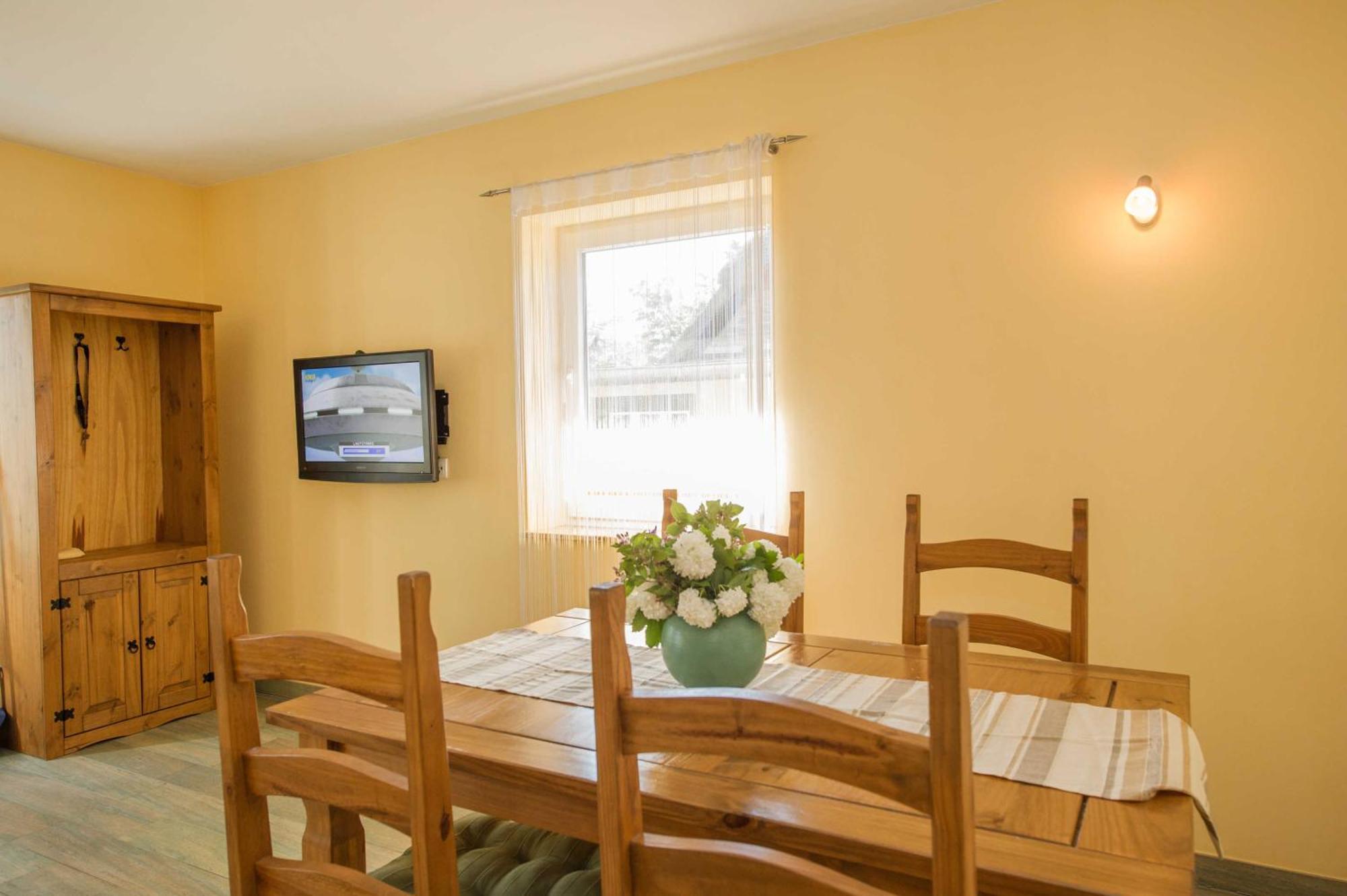 Ferienhaus Mit Terrasse Am Heideweg Baabe Bagian luar foto